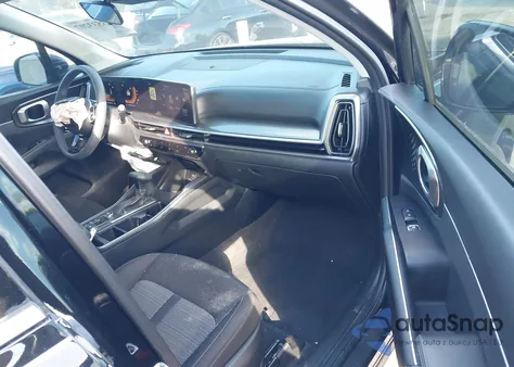 2025 Kia Sorento Lx z USA, uszkodzony, nr VIN 5XYRG4JC1SG336840